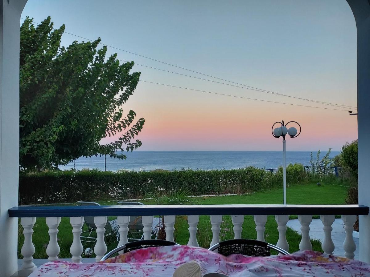 Villa Stegna Архангелос Екстериор снимка